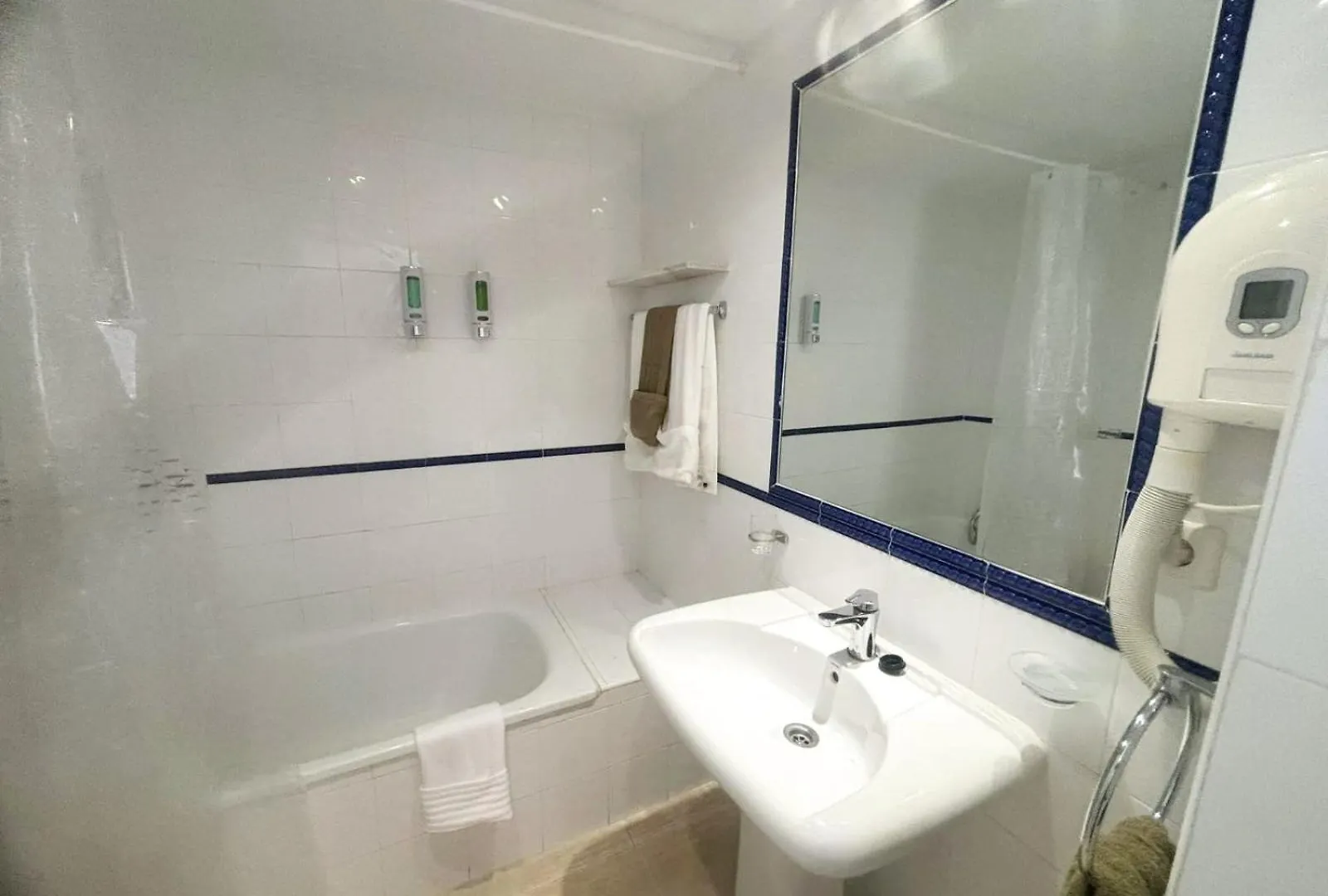 Apartamentos Magic Benalbeach By Benalnova Benalmadena 0*,  Spain